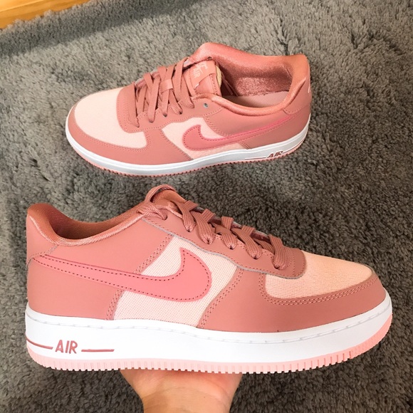 Nike Shoes - Nike Air Force 1